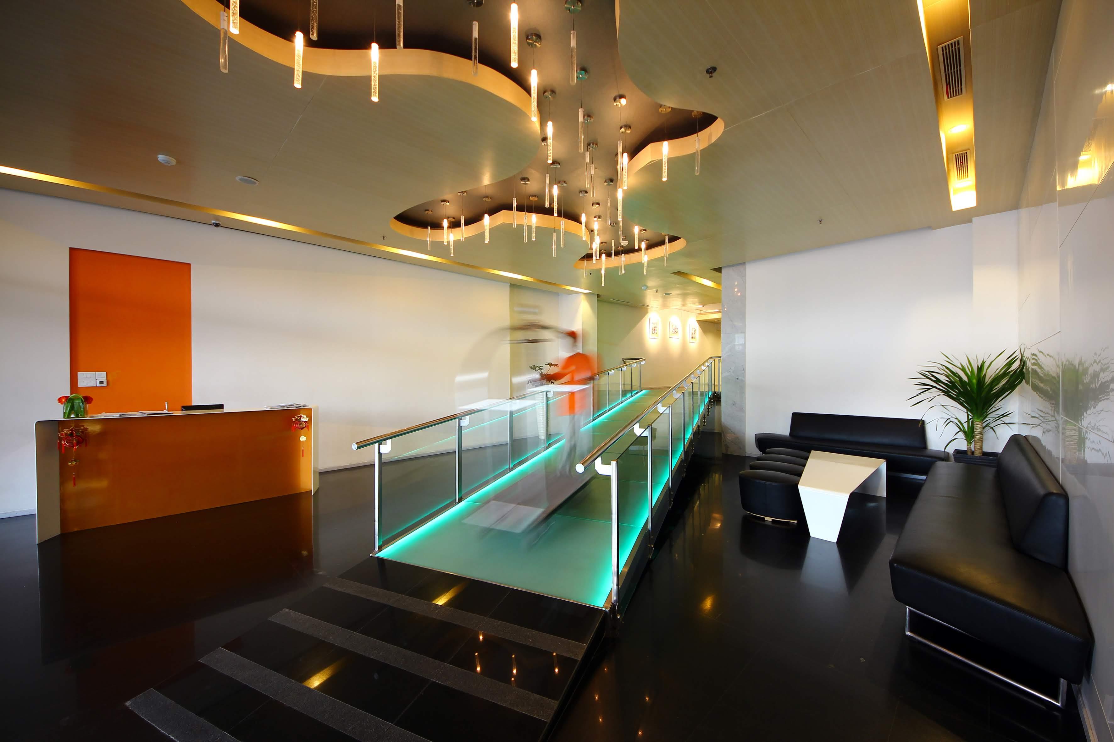 HARRIS Hotel y Conventions Festival CityLink Bandung Exterior foto