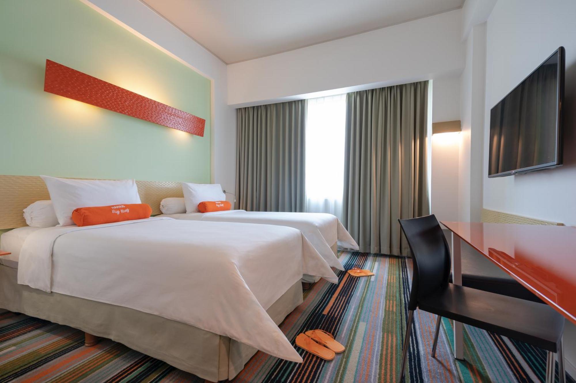 HARRIS Hotel y Conventions Festival CityLink Bandung Exterior foto