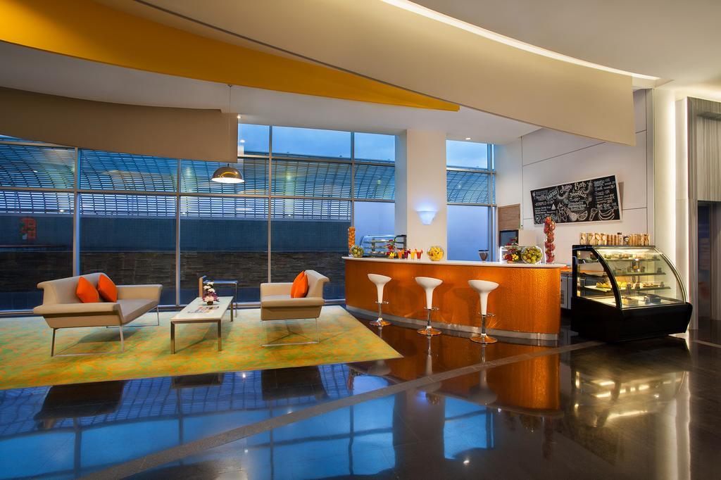 HARRIS Hotel y Conventions Festival CityLink Bandung Exterior foto
